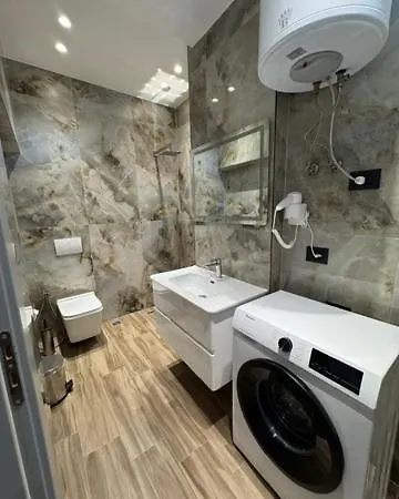 55 Apartment *